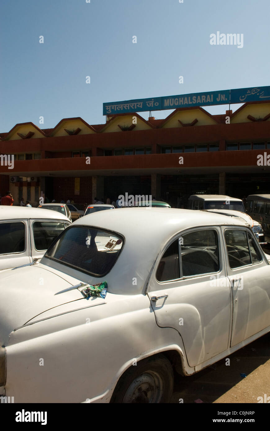 Vintage Hindustan Ambassador taxis parked at Mughalsarai Junction train station, Uttar Pradesh, India. Stock Photo