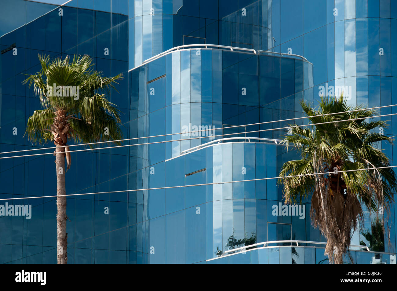 Modern glass office building Stock Photo - Alamy
