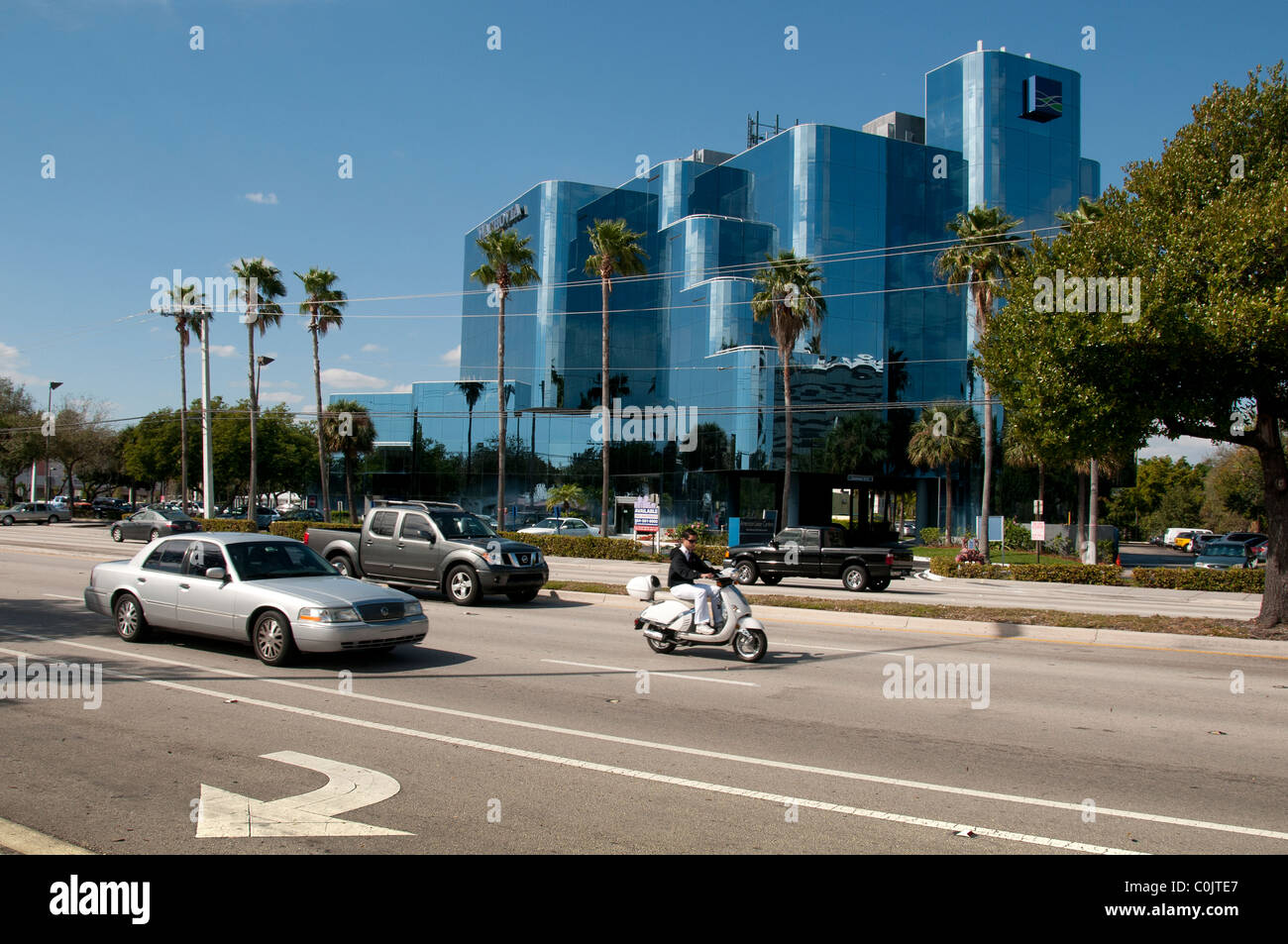 Modern glass office building Stock Photo - Alamy