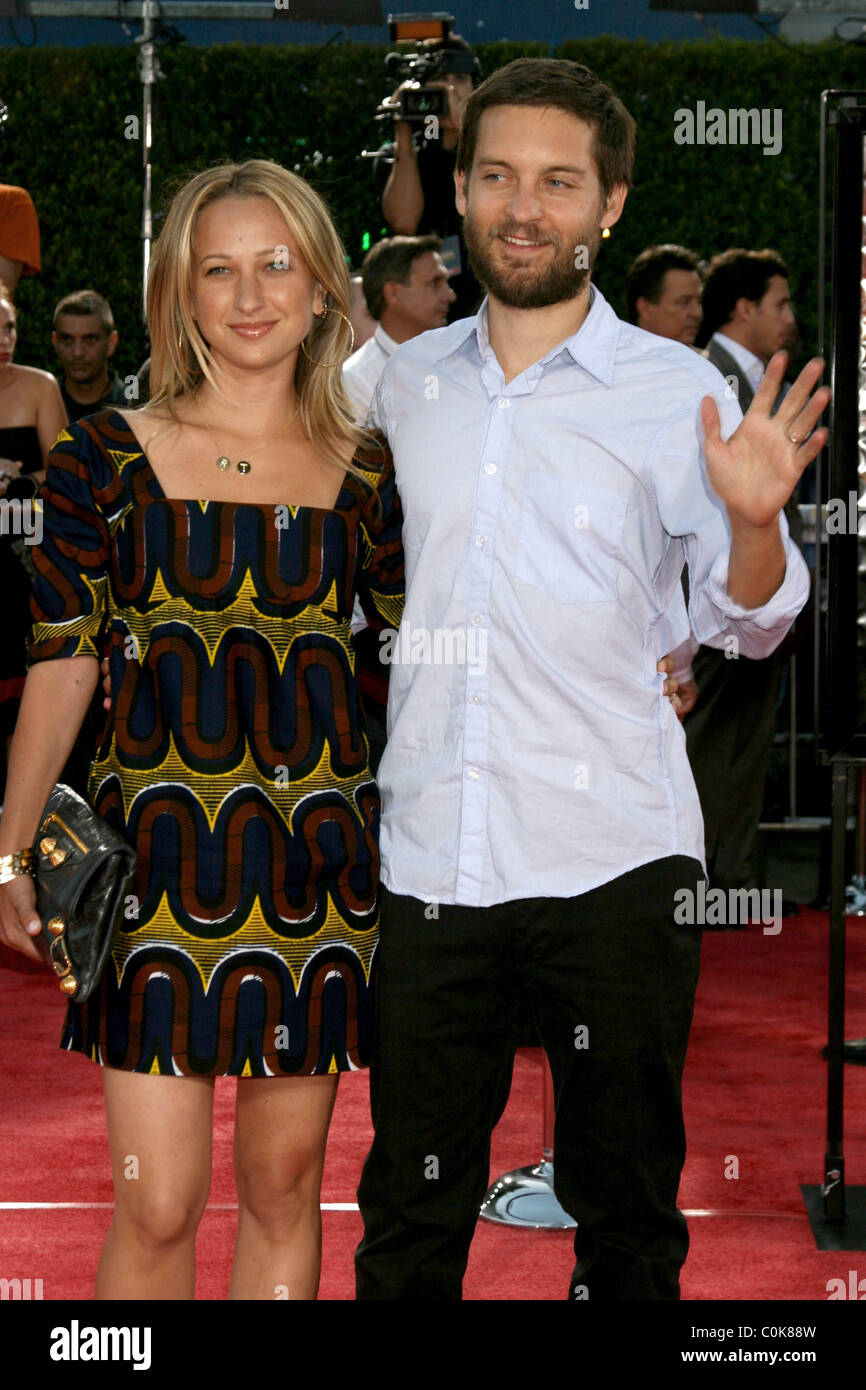 Jennifer Meyer and Tobey Maguire Los Angeles premiere of Tropic Thunder ...