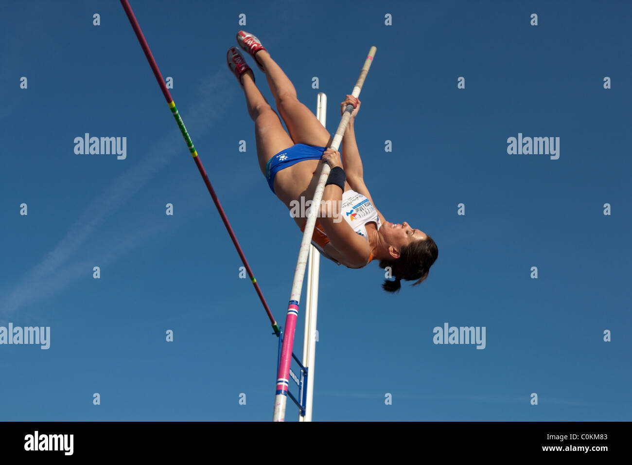 Pole vault hires stock photography and images Alamy