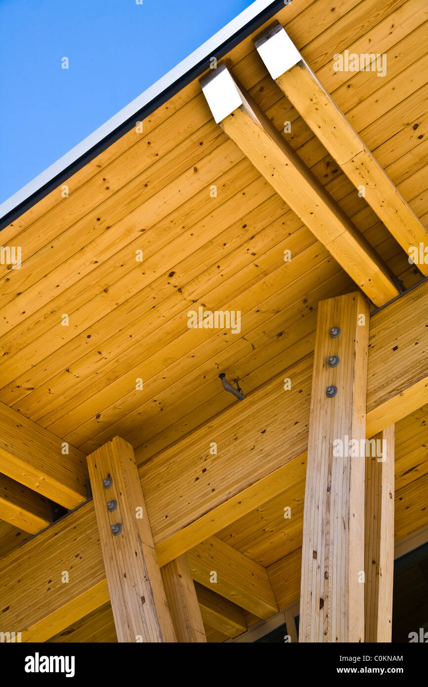 Engineered wood beams hires stock photography and images Alamy