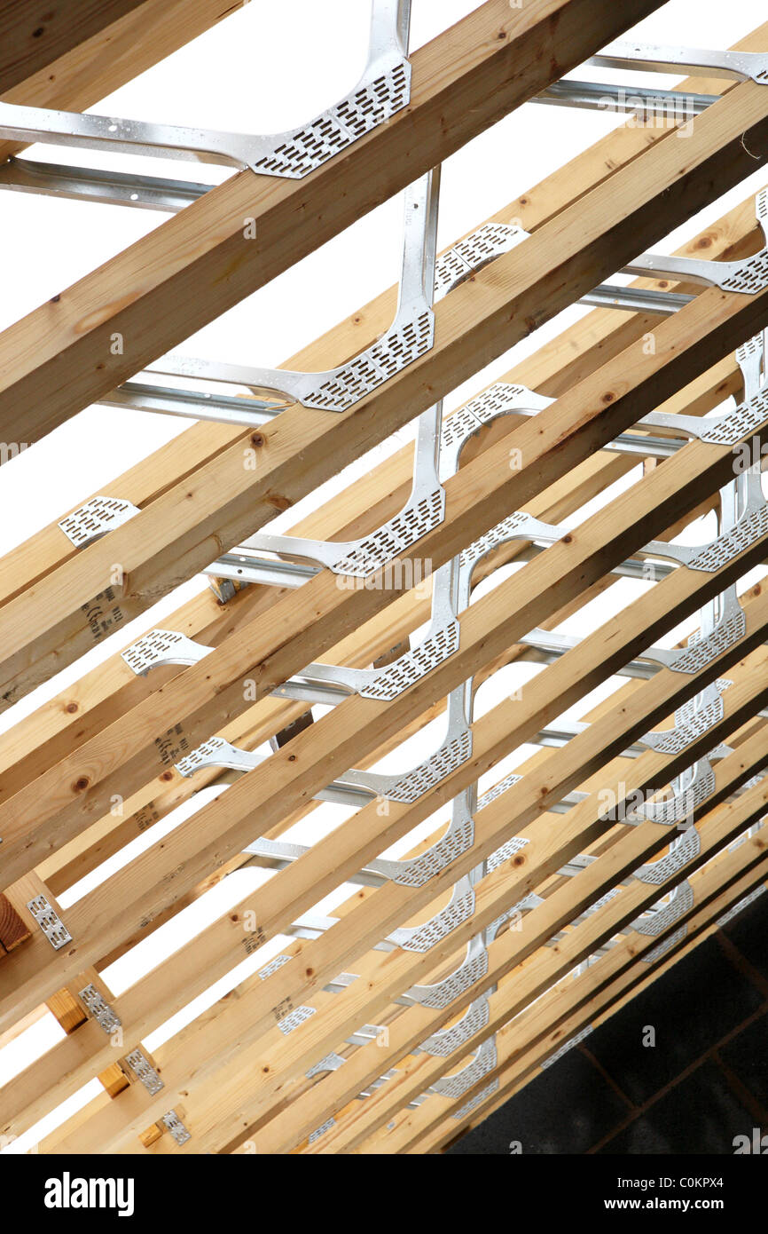 Steel roof trusses hi-res stock photography and images - Alamy