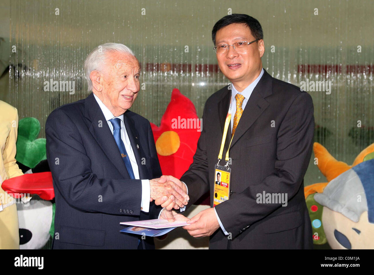 Li Lihui Antonio Samaranch Stock Photos & Antonio Samaranch Stock Images - Alamy