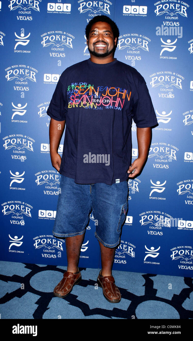 Jonathan Ogden, Attends the Sports Dream Celebrity Poker Tournament