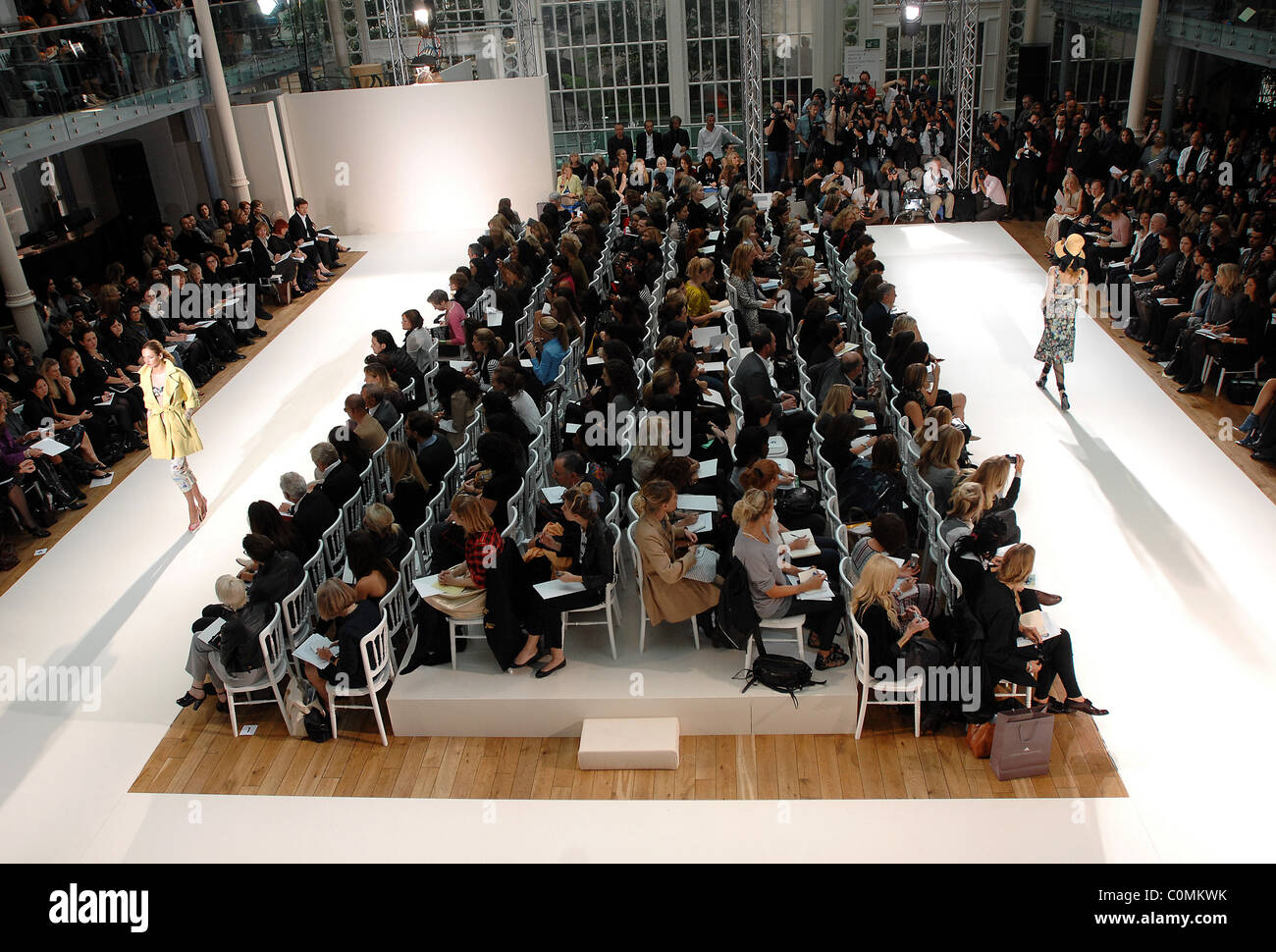 Models London Fashion Week - Nicole Farhi Spring/Summer catwalk at the ...