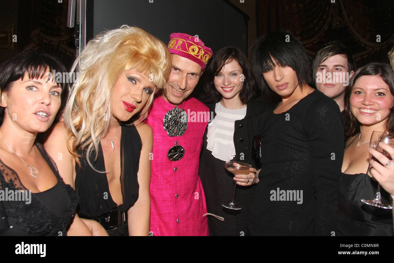 Sadie Frost, Jodie Harsh, Andrew Logan, Sophie Ellis Bextor, Natt Weller  and Emily Secombe, Party for the launch of 
