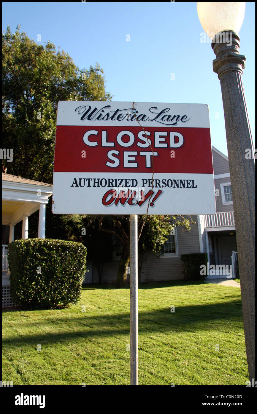 Wisteria Lane, Susan's house. Behind the scenes of 'Desperates