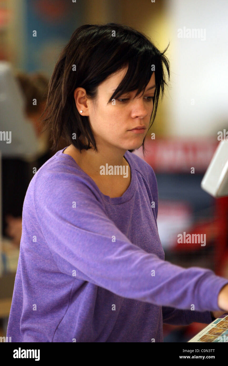 Is a cute Lily Allen nudes (95 photo), Sideboobs Is a cute Lily Allen nudes (99 images), Hot