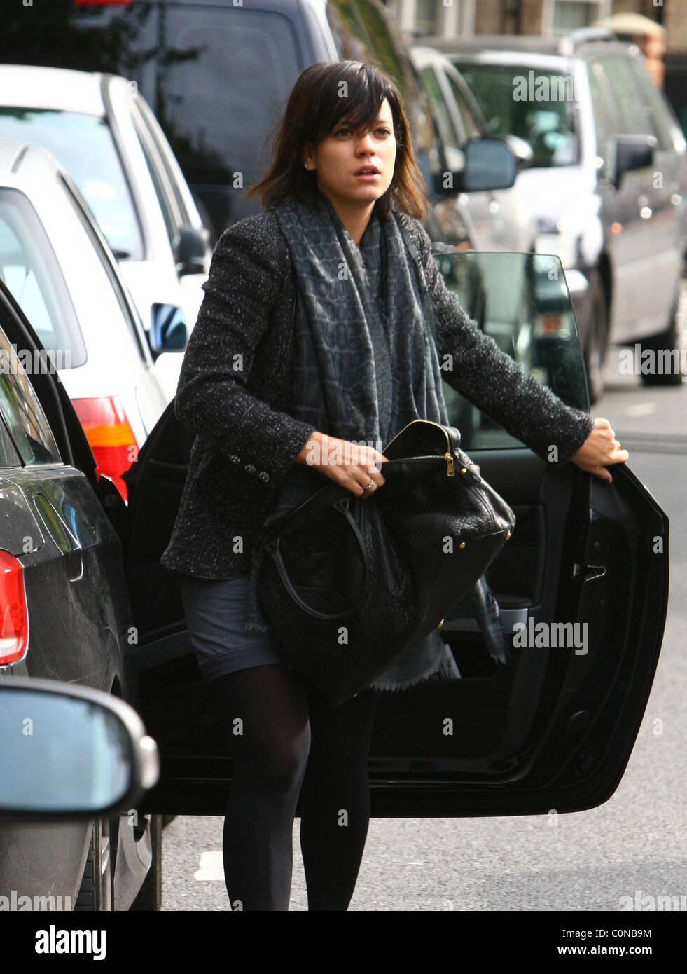 Lily Allen on her way to a meeting London, England - 06.10.08 A. Benjilali / Stock Photo