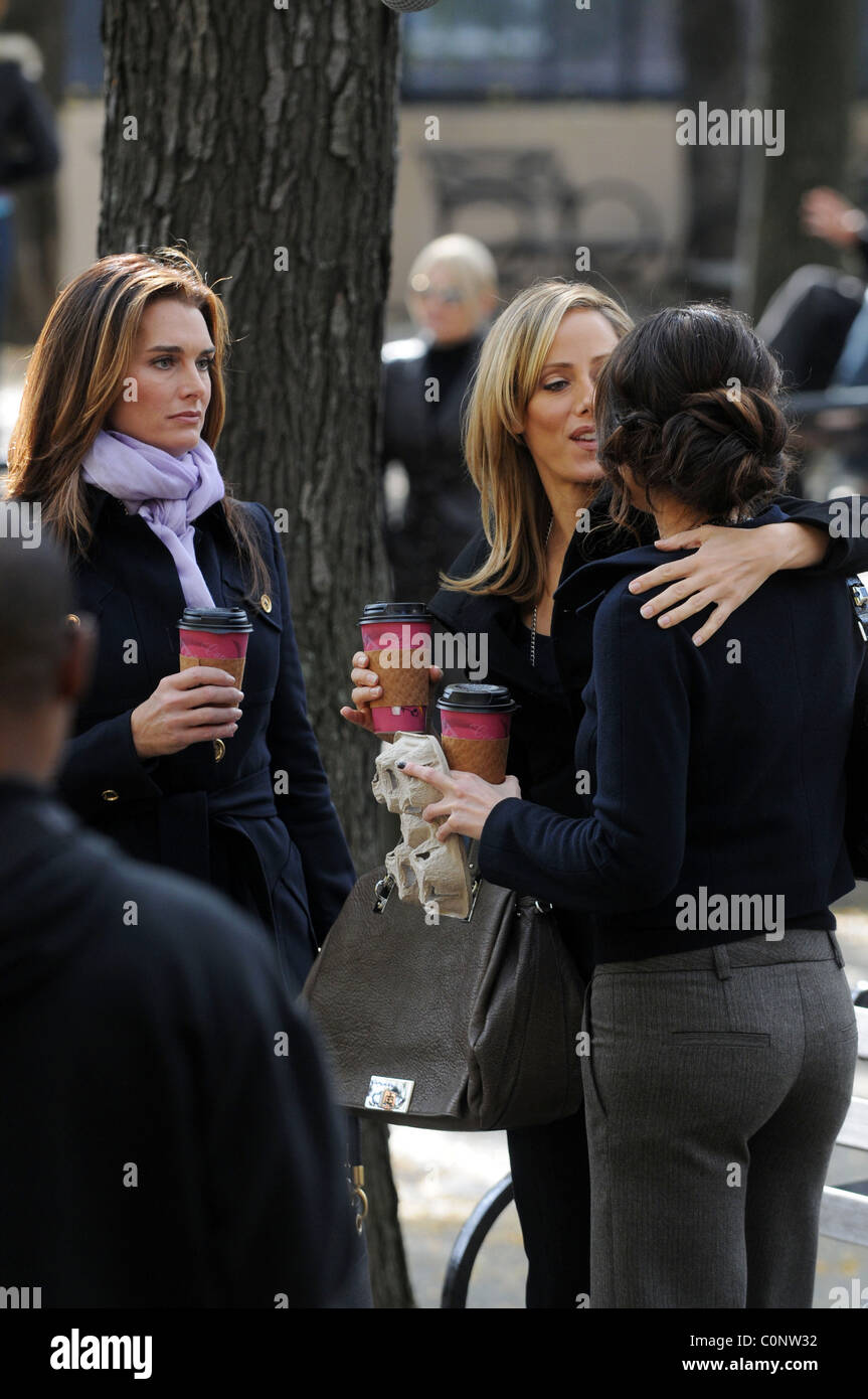 Kim Raver on the movie set of "Lipstick Jungle" in West Village New