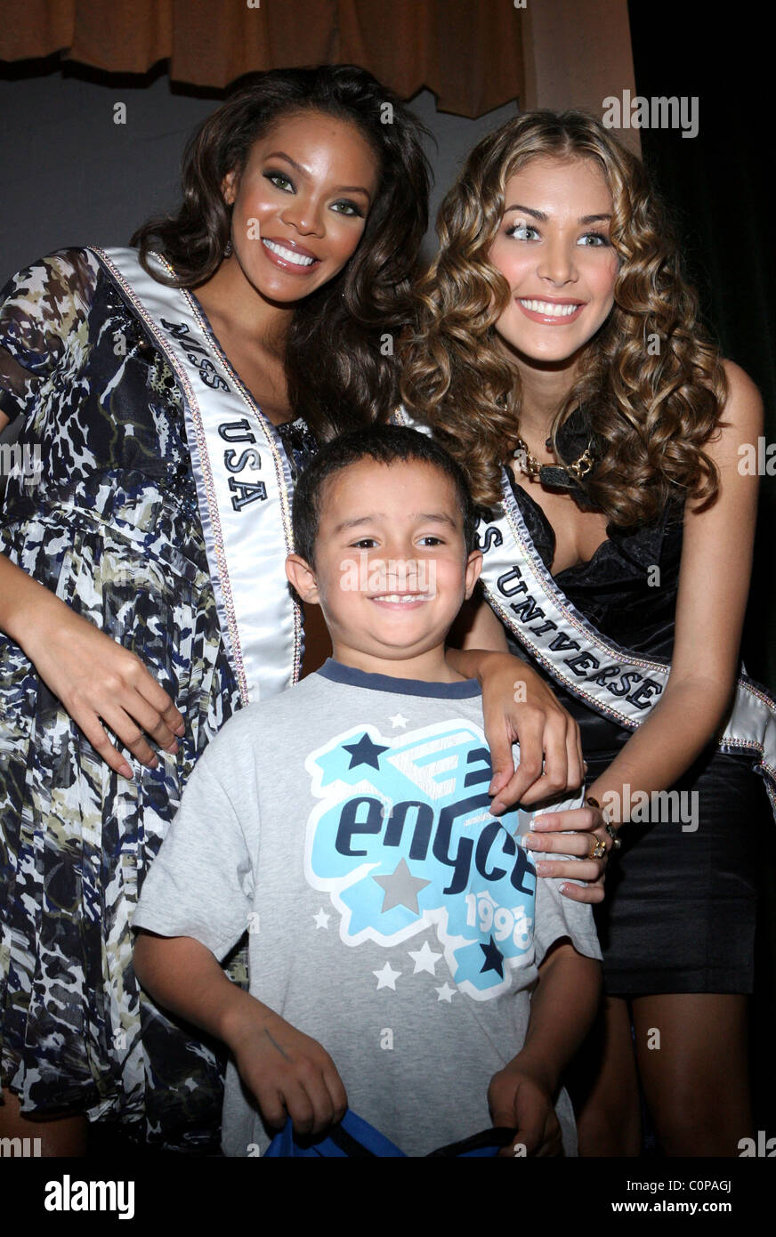 Miss Universe Dayana Mendoza and Miss USA attends the 'Blessings in a Backpack' sponsored by Nina Footwear New York City, USA - Stock Photo