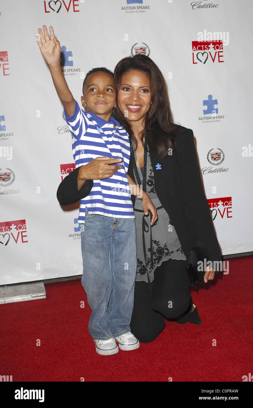Renee Jones and Terell Ransom Autism Speaks 6th Annual Acts Of Love ...