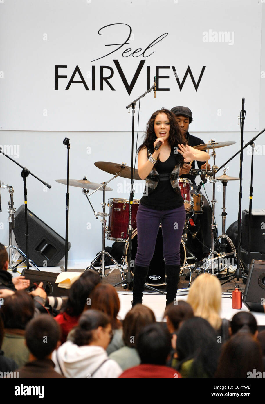 Canadian R&B Singer Kreesha Turner performs at the Grand Re-opening of  Fairview Mall Toronto Canada - 12.11.08 Stock Photo