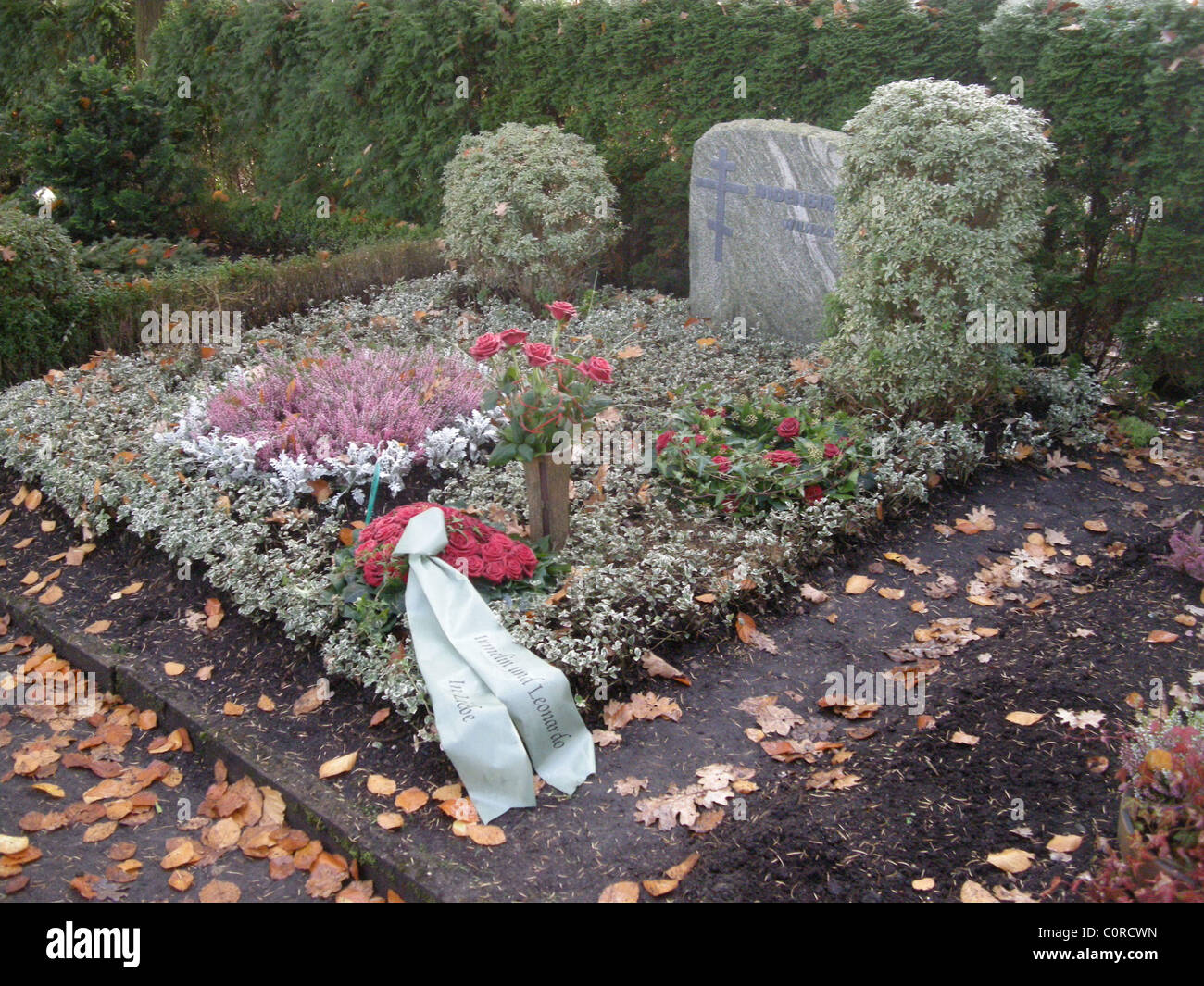 Leonardo DiCaprio's grandmother Helene Indenbirken's grave at the Oer(02)