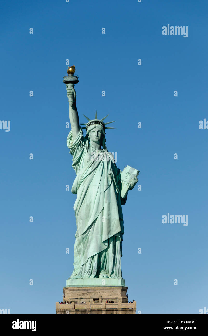 Portrait Shot of the Statue of Liberty, New York Stock Photo - Alamy
