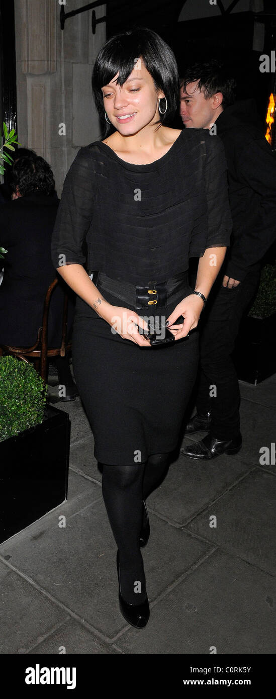 Lily Allen leaving Scotts seafood restaurant, having dined there with