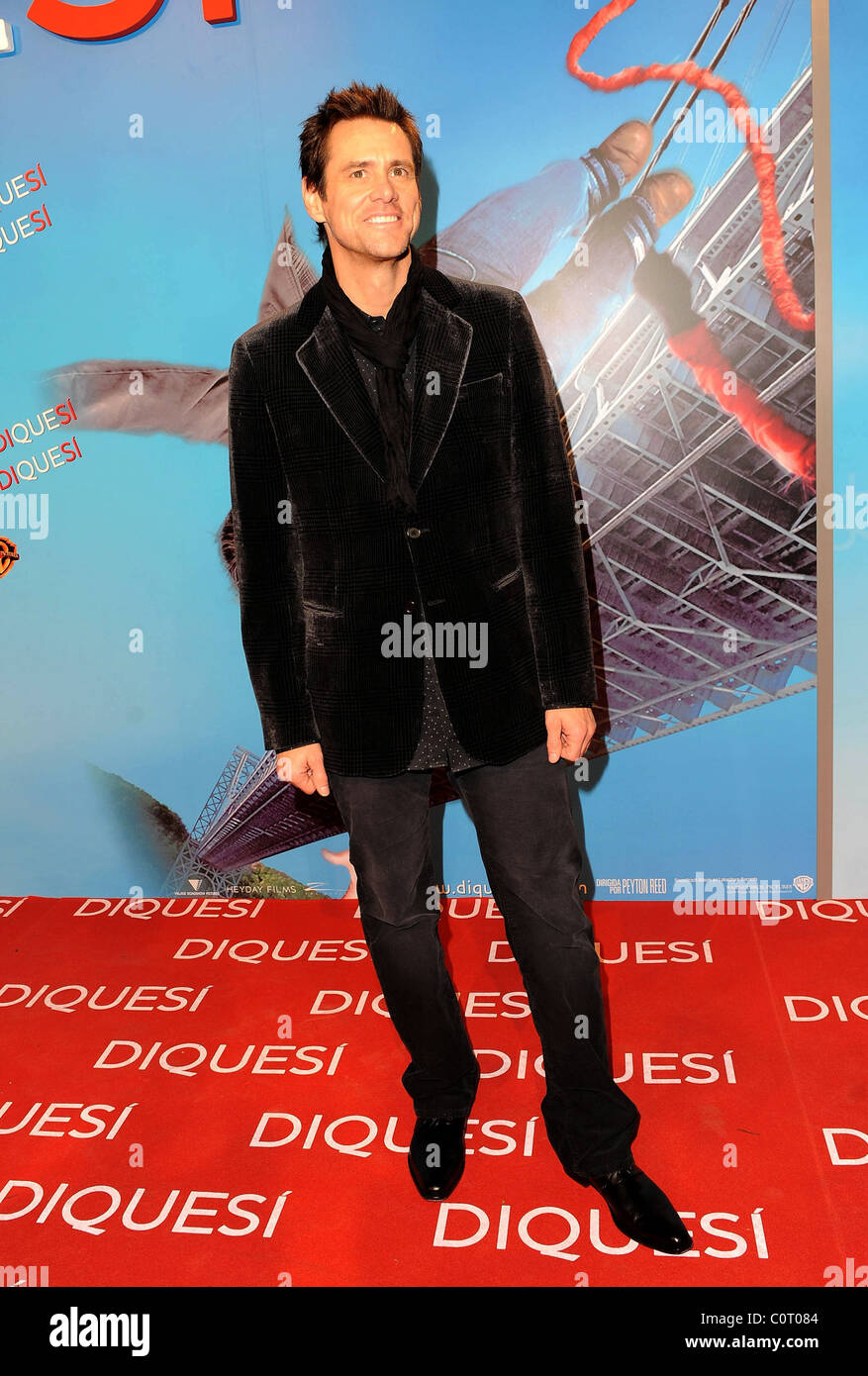 Jim Carrey attends the Spanish Premiere of 'Yes Man' Madrid, Spain 11