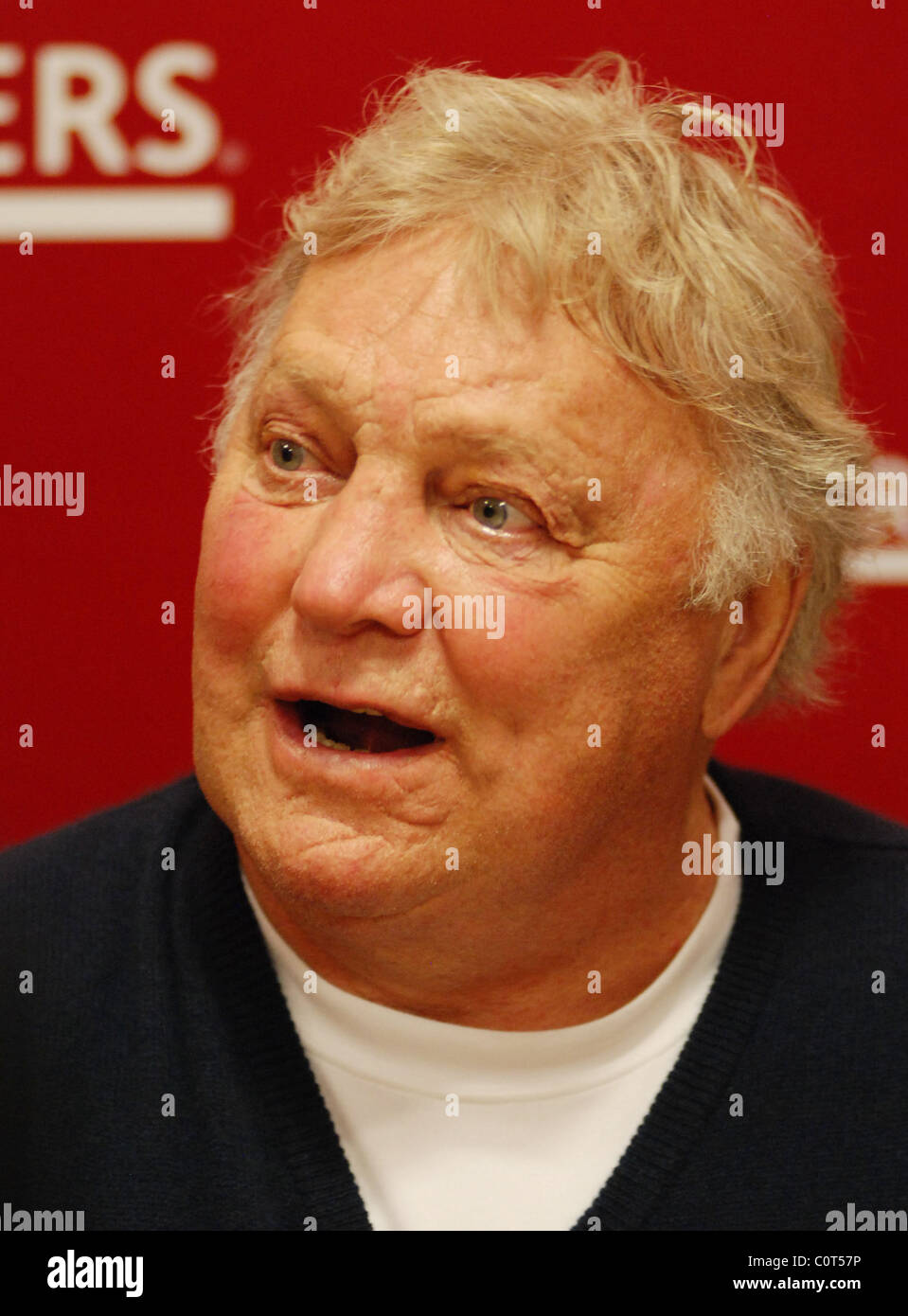 Bobby hull retired canadian ice hires stock photography and images Alamy