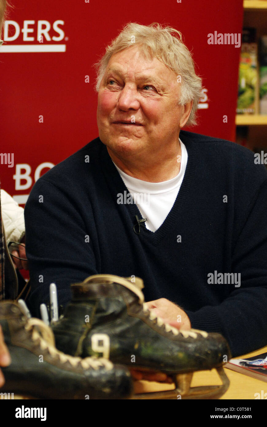 Bobby hull and ice hockey hires stock photography and images Alamy