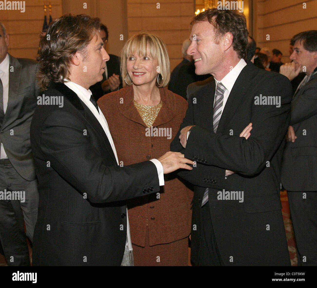 Roberto Alagna, Eve Ruggieri and Christophe Hondelatte the Tenor singer ...