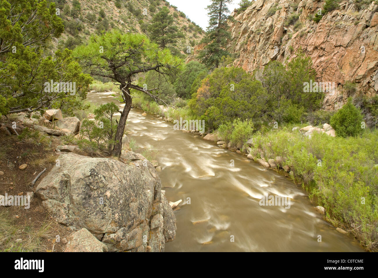 Embudo river hires stock photography and images Alamy