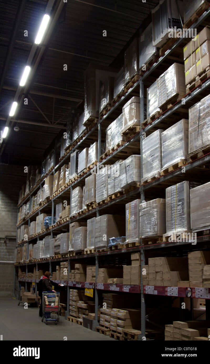 Ikea Selfservice Collection Isles Wembley London Stock Photo Alamy