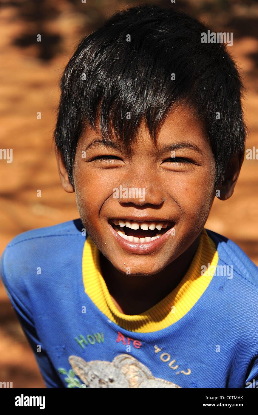 Cambodian boy hi-res stock photography and images - Alamy