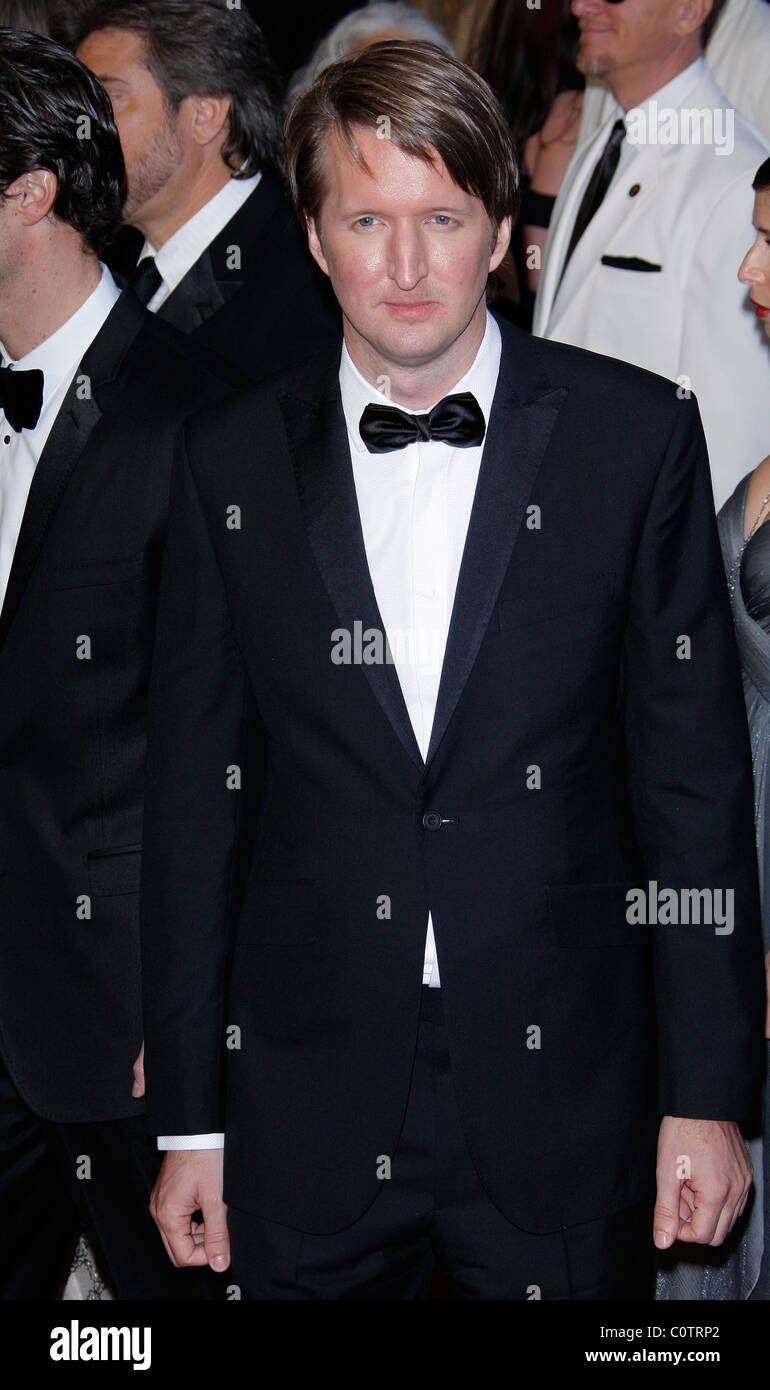 TOM HOOPER 83RD ACADEMY AWARDS RED CARPET ARRIVALS KODAK THEATRE LOS