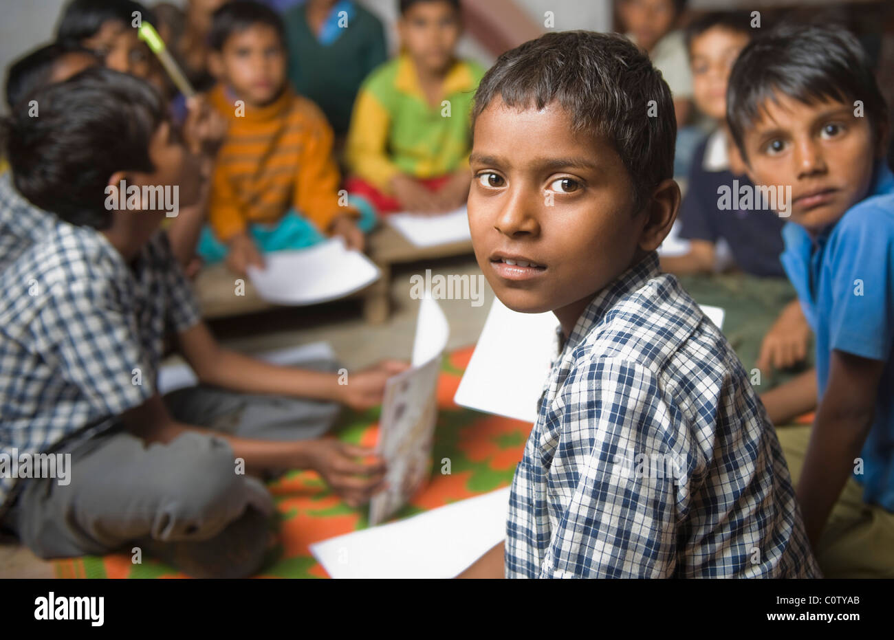 Rural indian village primary school hires stock photography and images