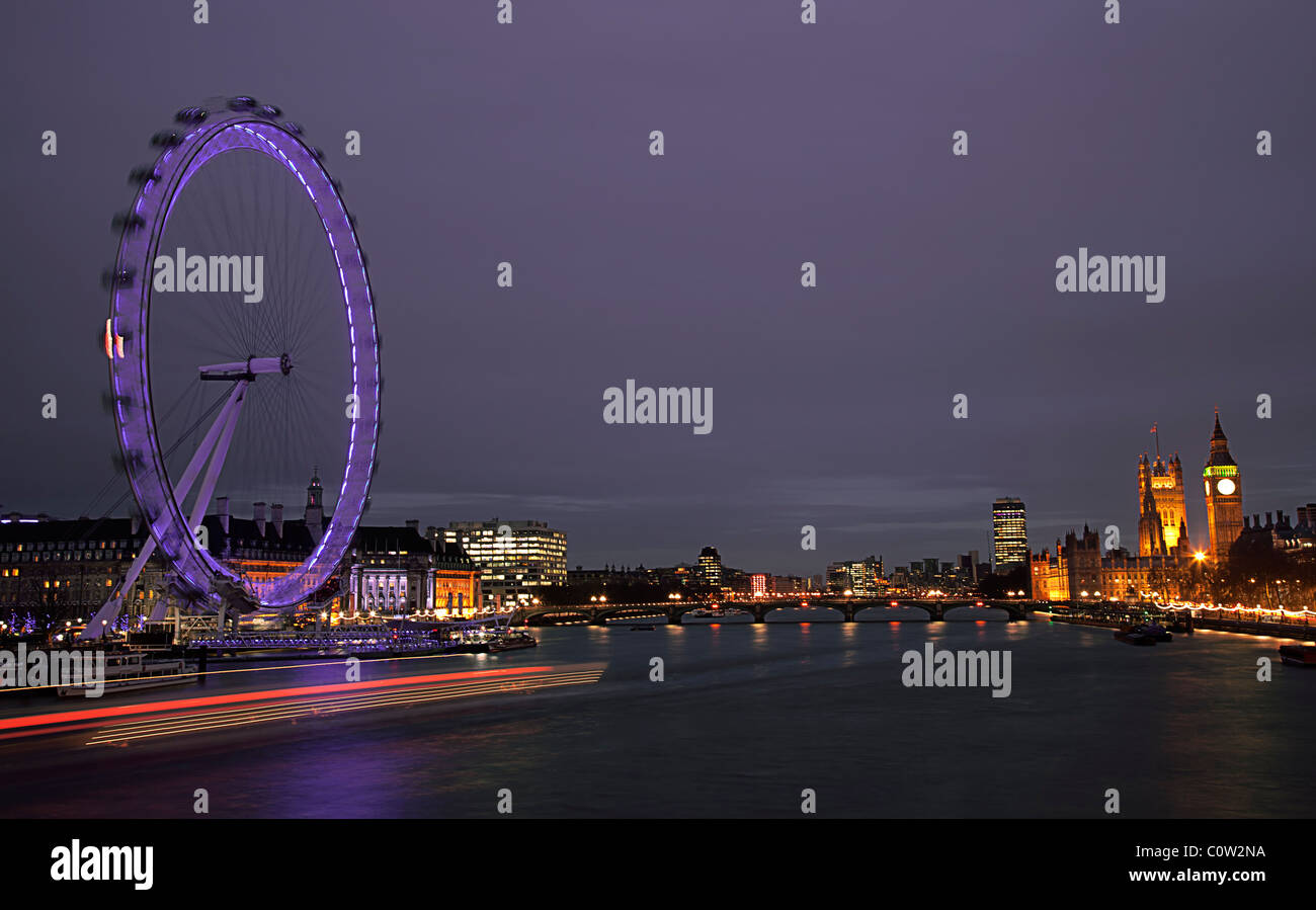 London skyline night neon hi-res stock photography and images - Alamy
