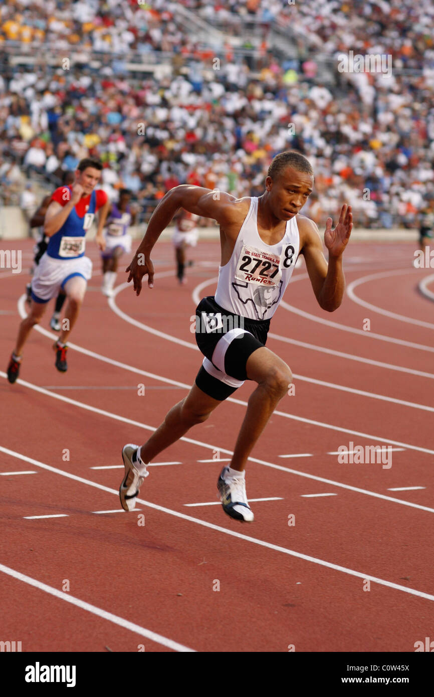 AfricanAmerican, Anglo boys at start of middledistance race at the