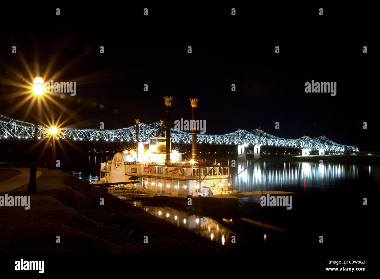 Steamboat at the NatchezVidalia Bridges spanning the Mississippi River