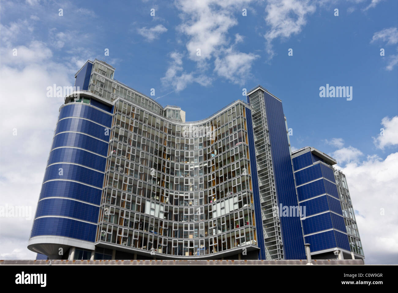 Falcon wharf battersea hires stock photography and images Alamy