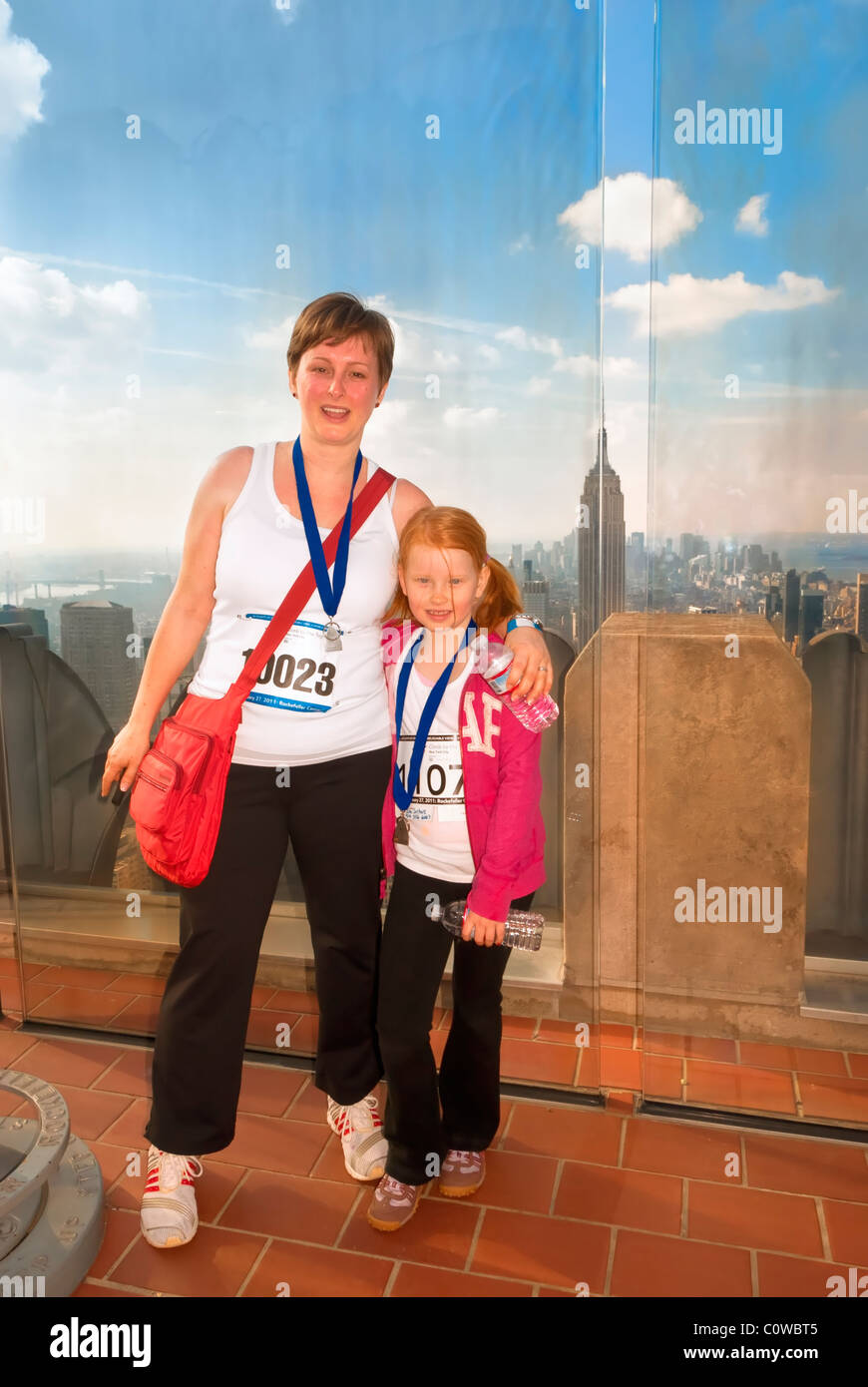 FEB. 27 2011 - NYC: Volunteers mother daughter for MS Climb to the Top New York City, Observation Deck of 30 Rockefeller Center Stock Photo