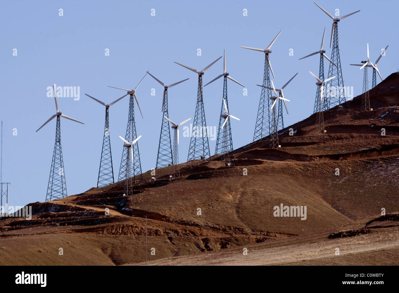 Wind turbine farm western edge of the Mojave Desert, California Stock Photo Alamy
