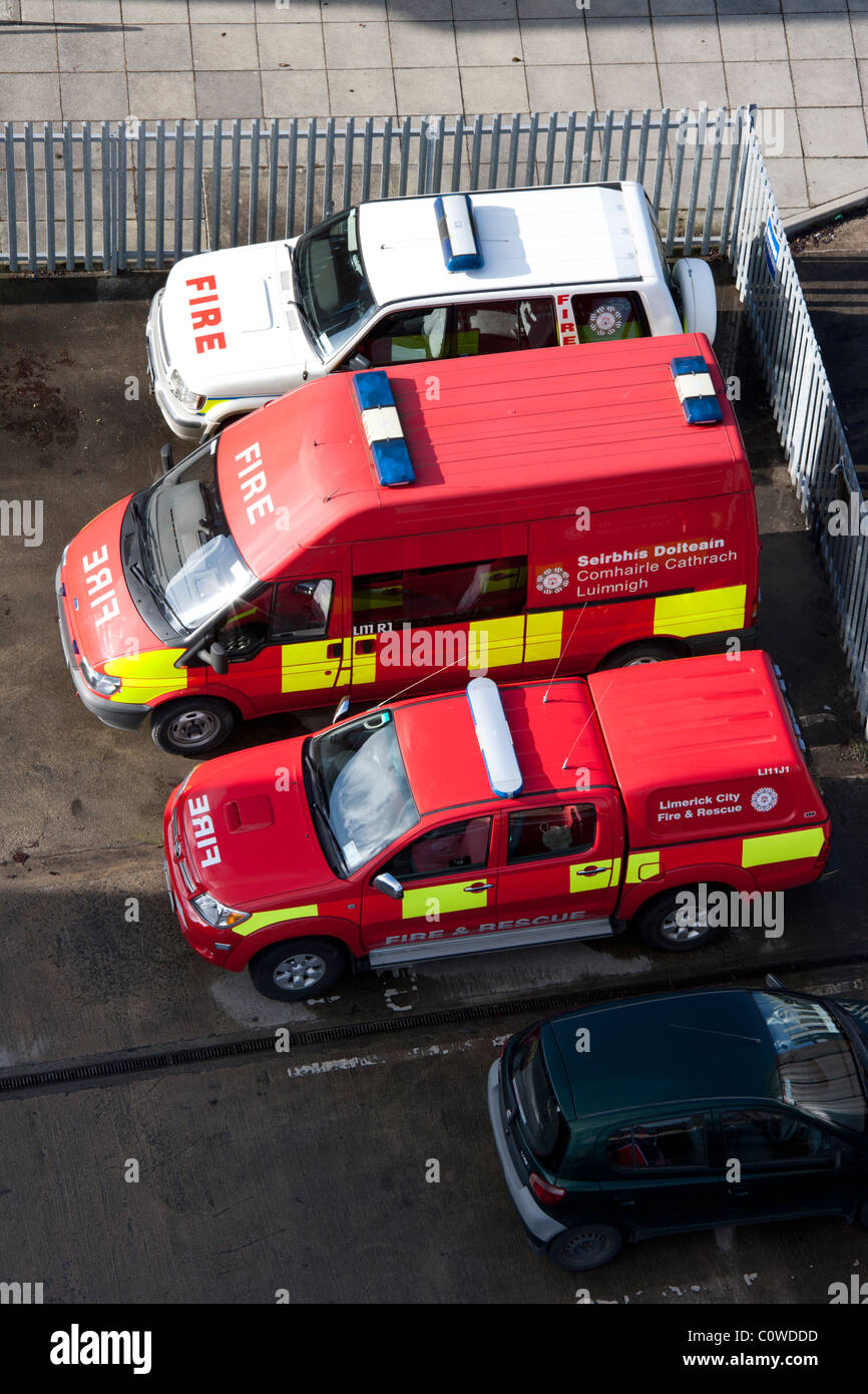 Emergency fire and rescue vehicles hi-res stock photography and images ...