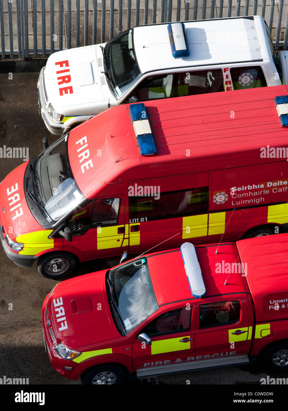 Fire truck red lights hi-res stock photography and images