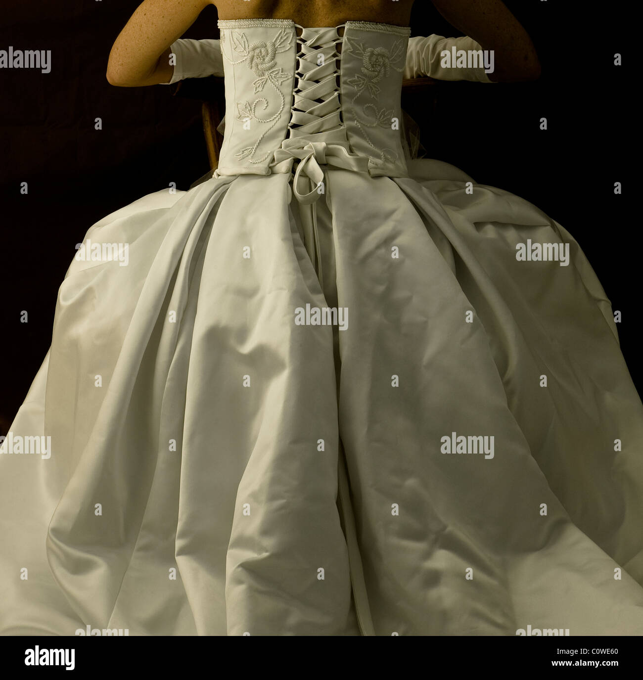 Ivory gown hi-res stock photography and images - Alamy