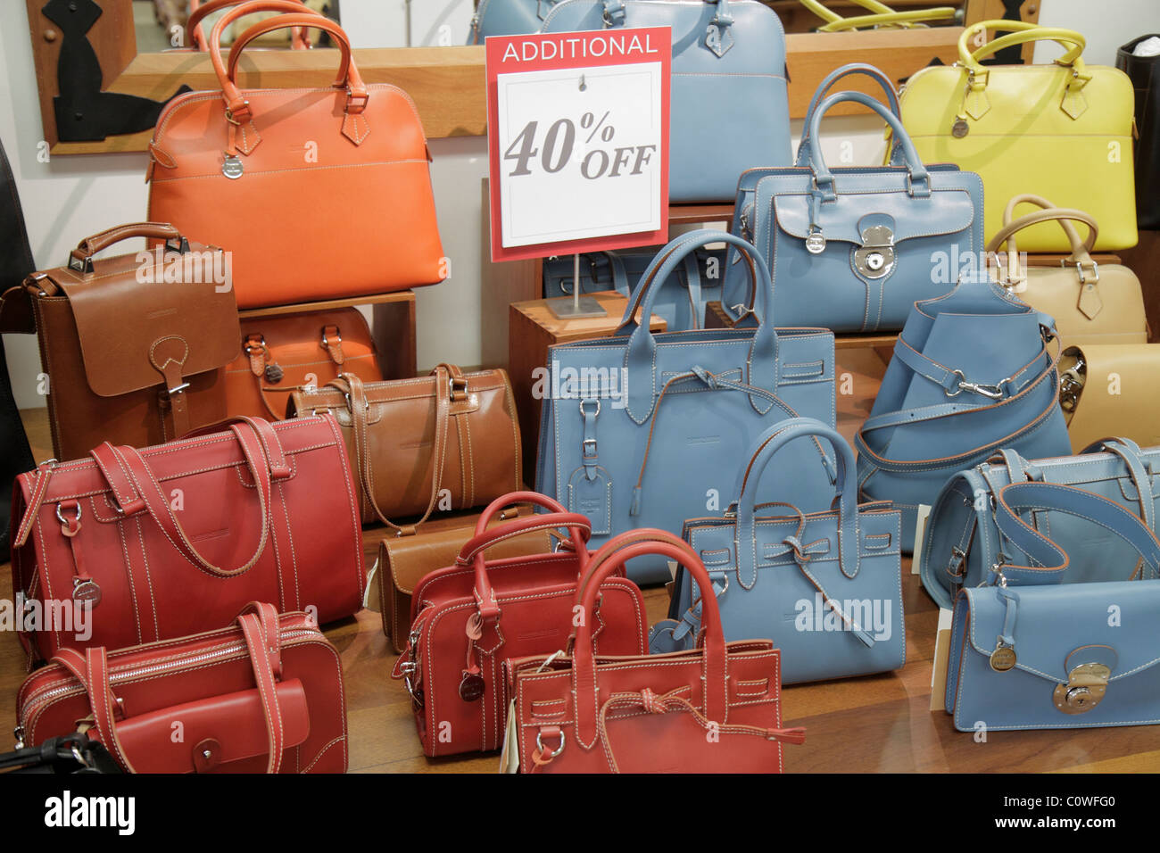 Fashion pocketbooks best sale