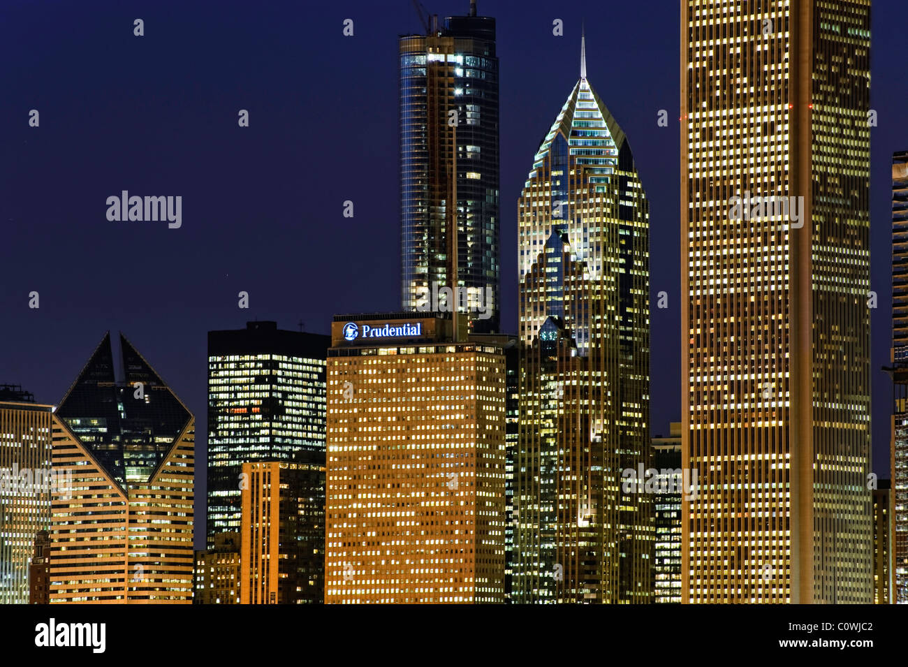 Chicago illinois skyline downtown hi-res stock photography and images ...