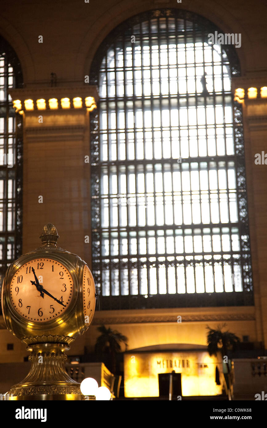 Clock with window hi-res stock photography and images - Alamy