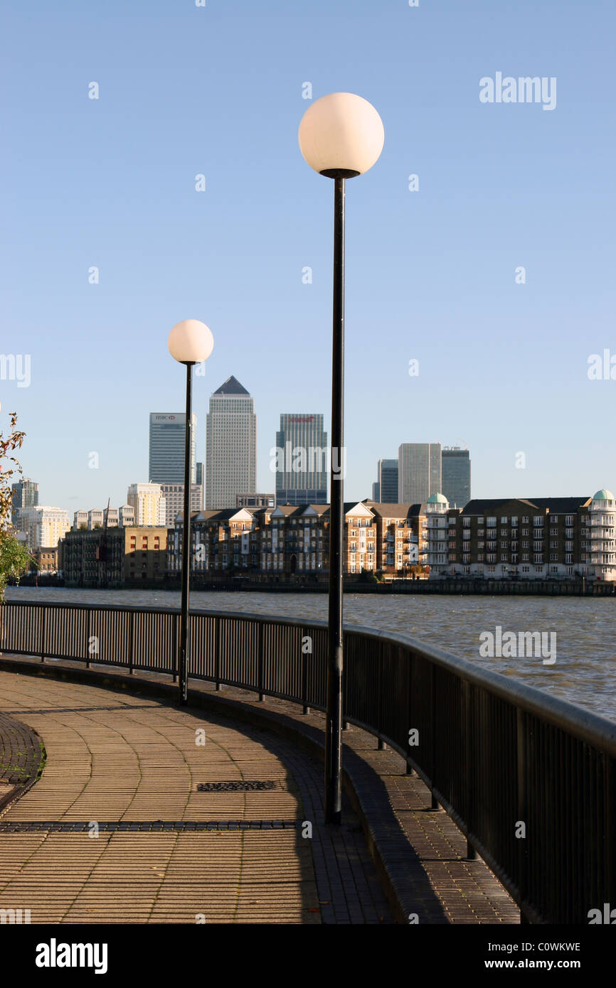 Canary Wharf from the Thames Path, Tower Hamlets, London, UK Stock Photo