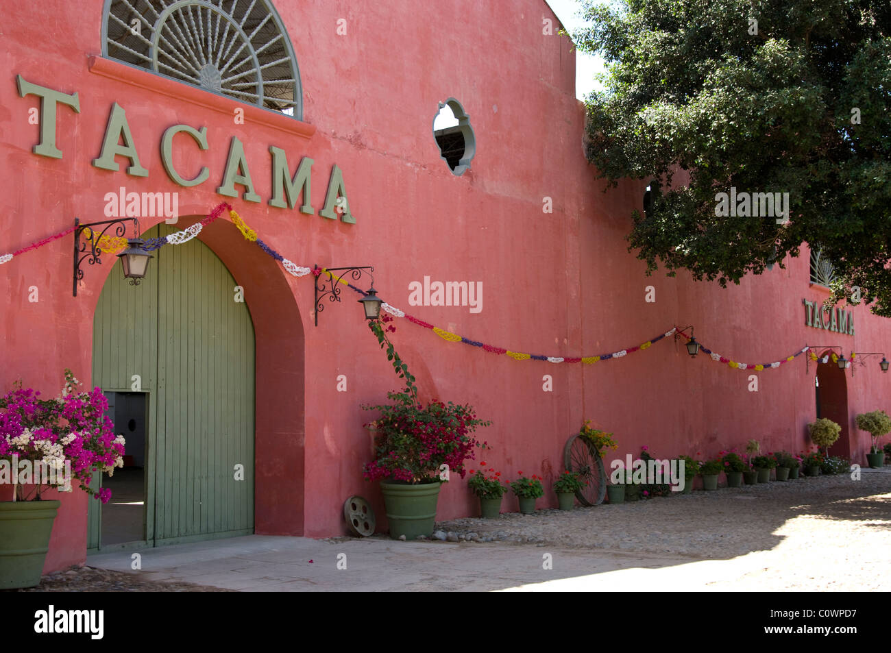 Ica valley, peru wine hi-res stock photography and images - Alamy, image size:1300x953