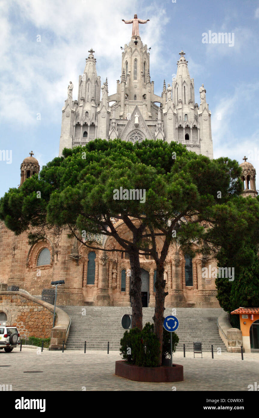 Temple de Sagrat Cor on the summit of Mount Tibidabo in Barcelona, Catalonia, Spain Stock Photo