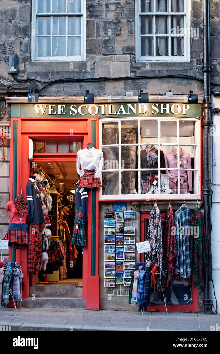 The Wee Scotland Shop, on the Royal Mile, Edinburgh, Scotland, UK. Stock Photo