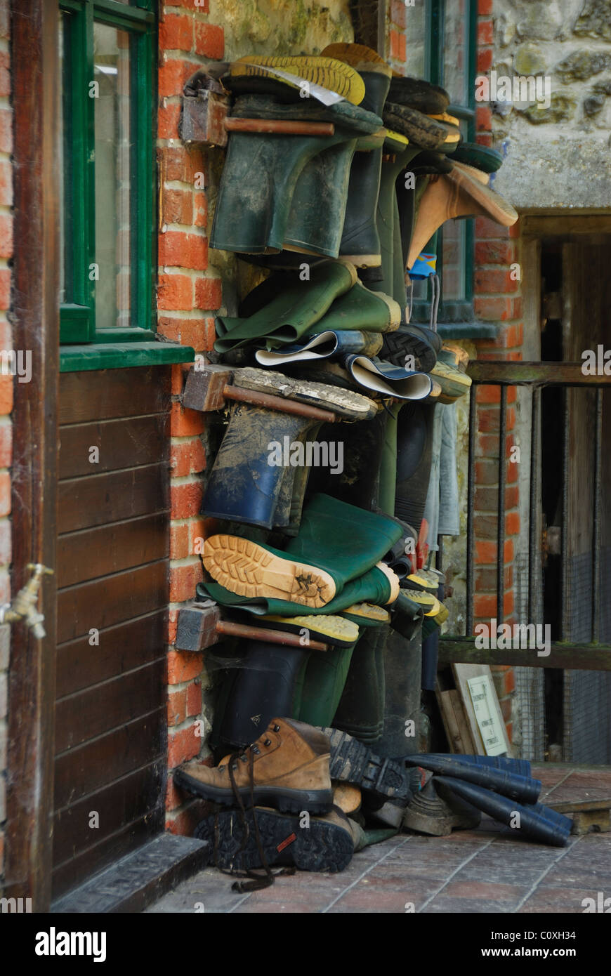 outside boot rack