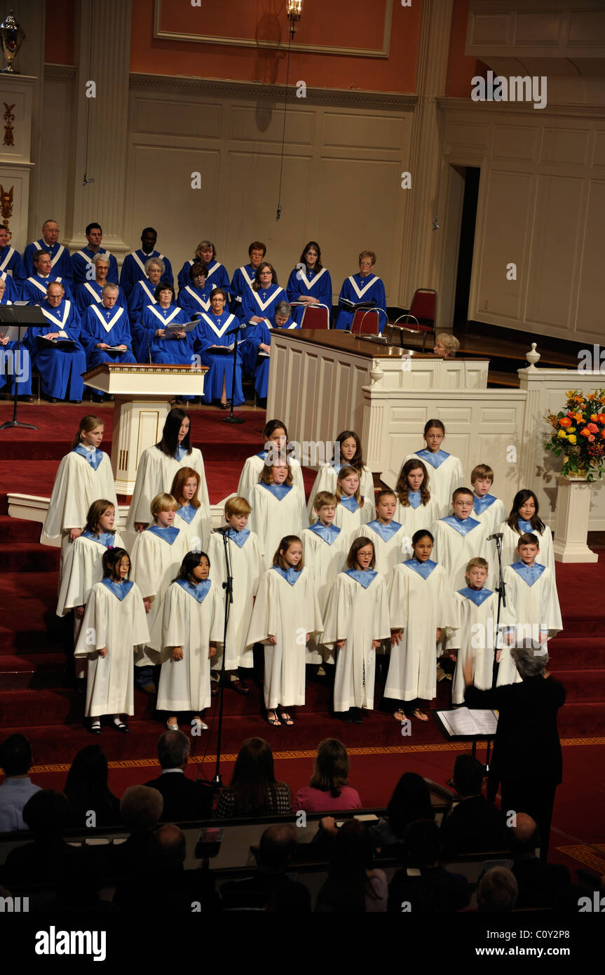 Choir robe hires stock photography and images Alamy