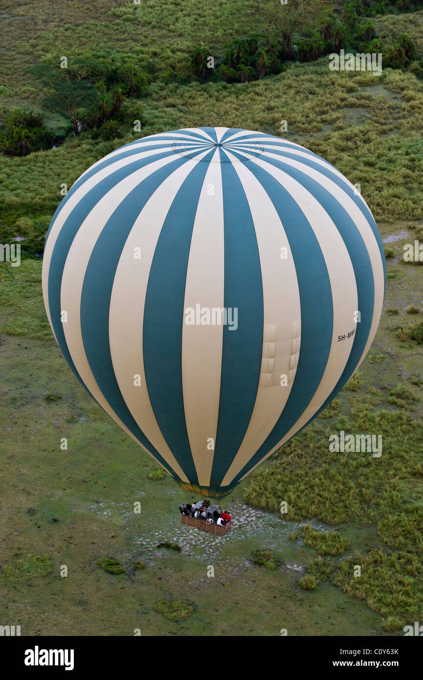 Hot-air balloon safari over Seronera, Serengeti, Tanzania Stock Photo
