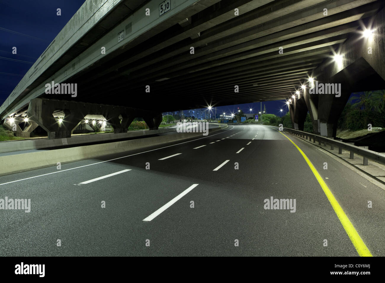 Empty Freeway Bridge High Resolution Stock Photography and Images - Alamy